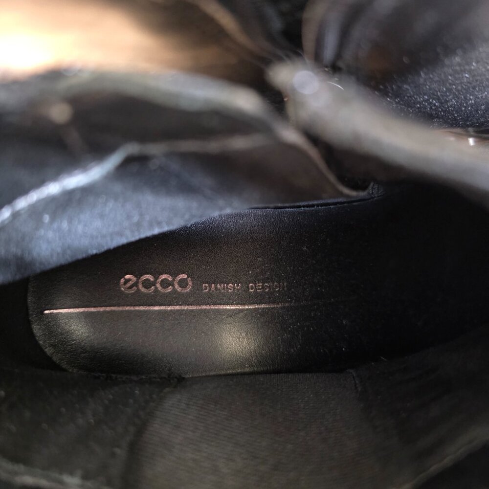 Ecco-Black ankle boots size 9.5 - Picture 3 of 4